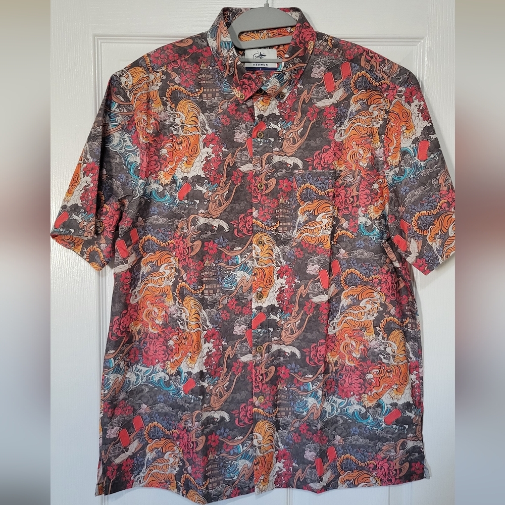 Asian Tiger Print Red Button Down Shirt Large